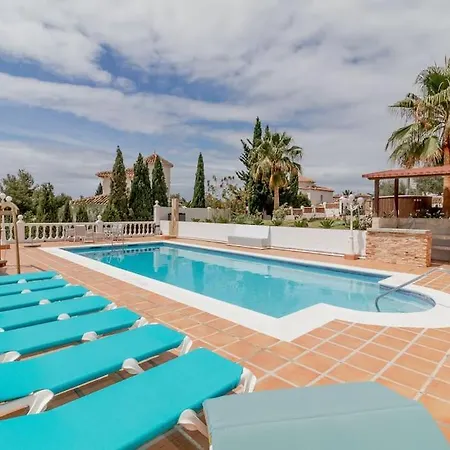 Casa Estrella - Chill Beside Your Private Pool